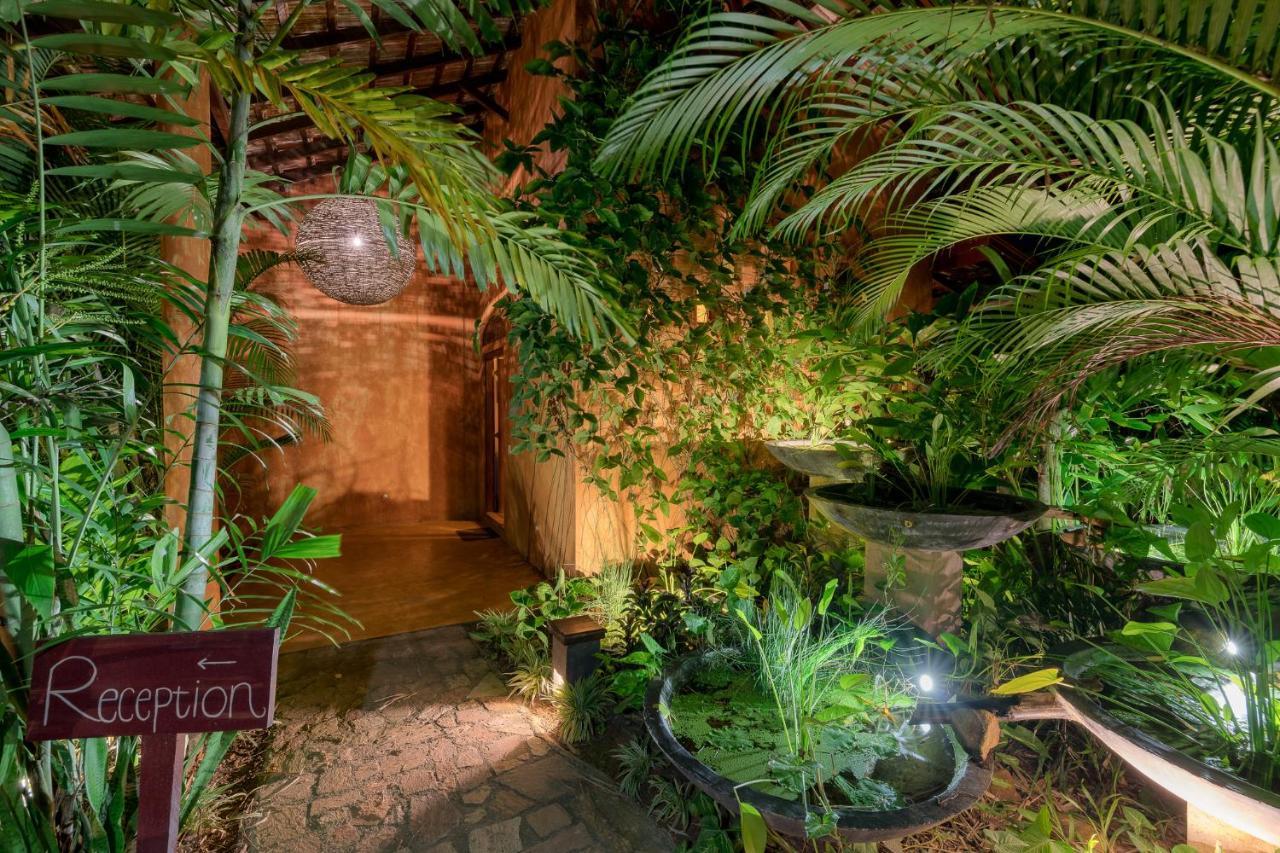D Canal House Mirissa Exterior photo
